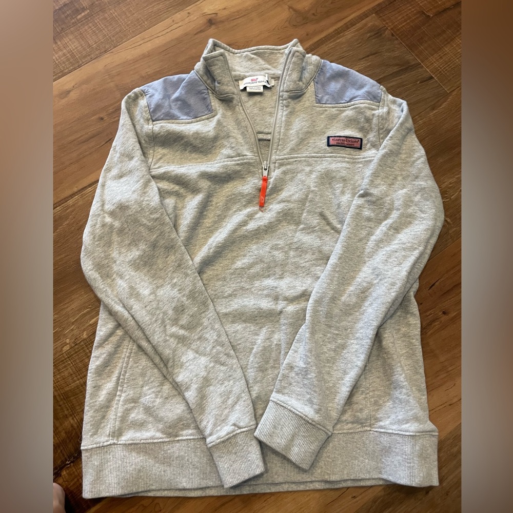Vineyard Vines women’s pullover. Extra small